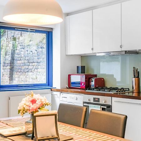 לונדון Spacious 2 Bedroom Apartment In Camden מראה חיצוני תמונה