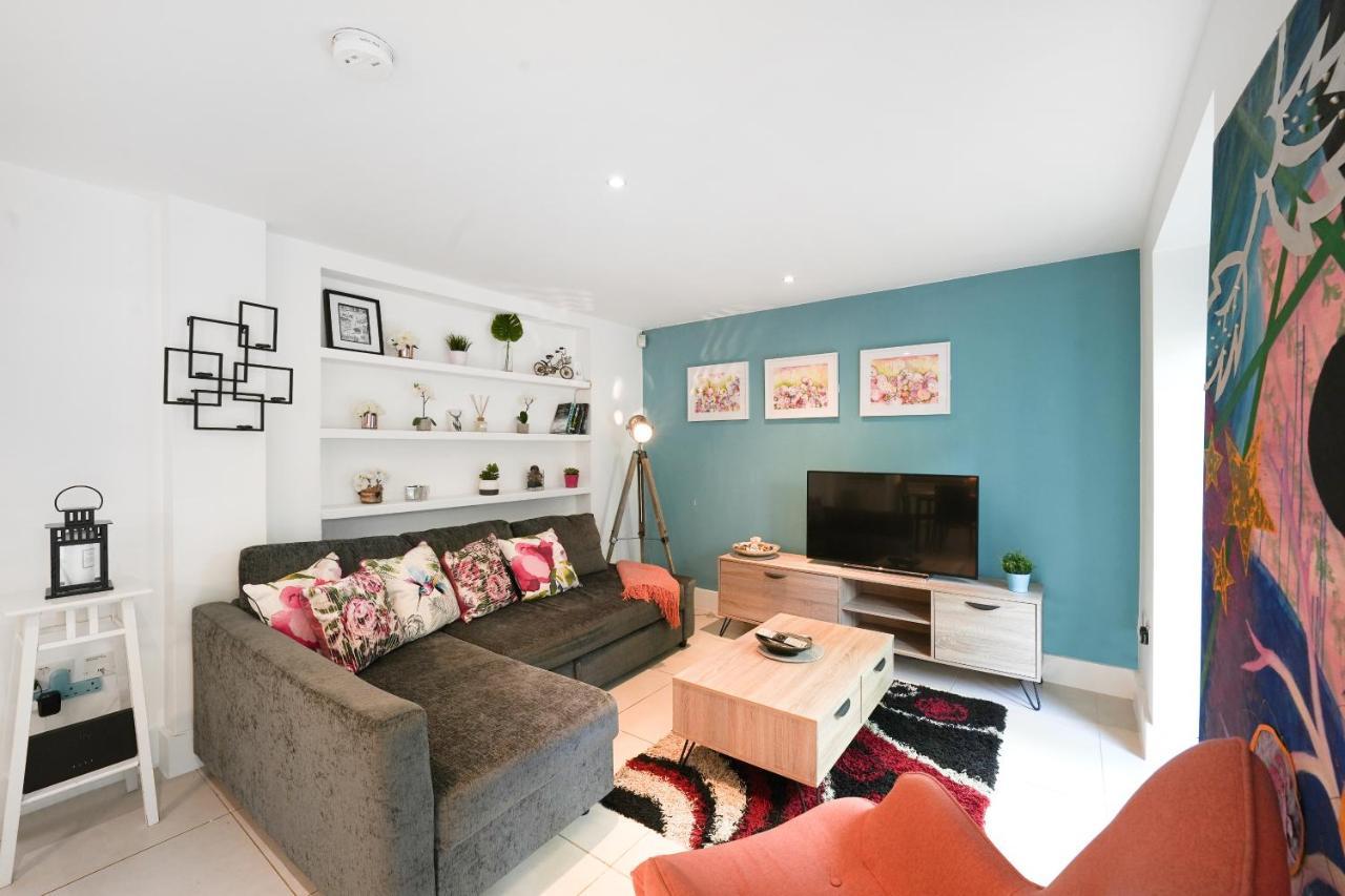 לונדון Spacious 2 Bedroom Apartment In Camden מראה חיצוני תמונה