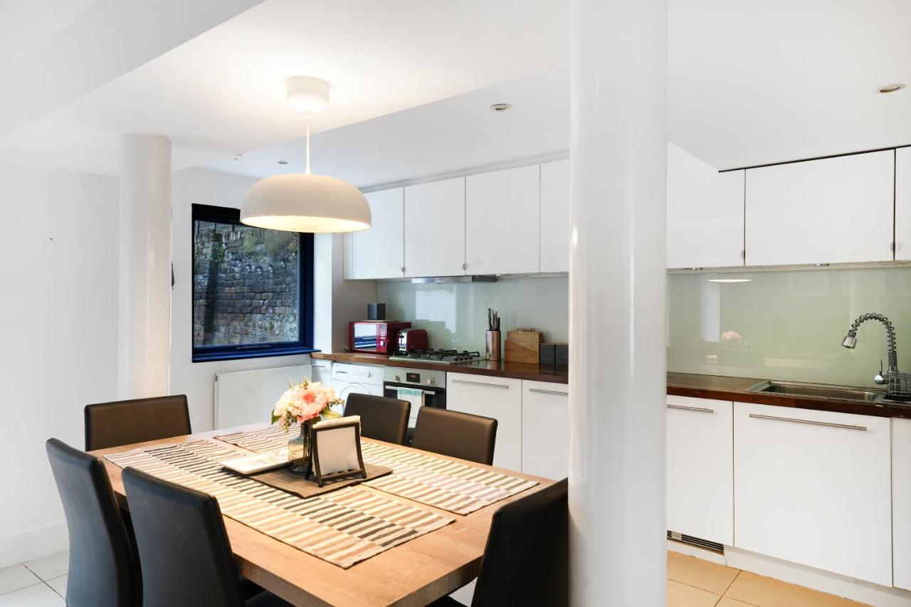 לונדון Spacious 2 Bedroom Apartment In Camden מראה חיצוני תמונה